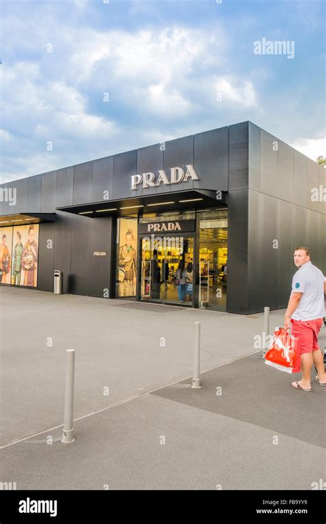 outlet Metzingen prada